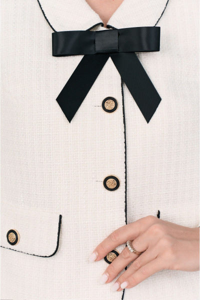 Деловой костюм из текстиля, жакет с бантом и юбка, демисезонный Lissana 4968 - фото 10