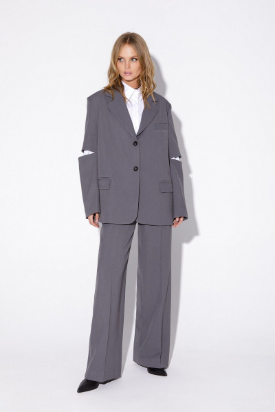 Двойка из серого текстиля с оверсайз жакетом и прямыми брюками PiRS 5486 серый - фото 1