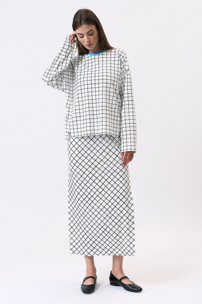 Белый свободный джемпер из вискозы и трикотажа Art Ribbon M1050T - фото 2