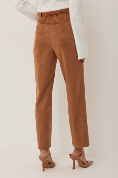 Бежевые брюки из искусственной замши с зауженным к низу кройом Lyushe 3957 - фото 6
