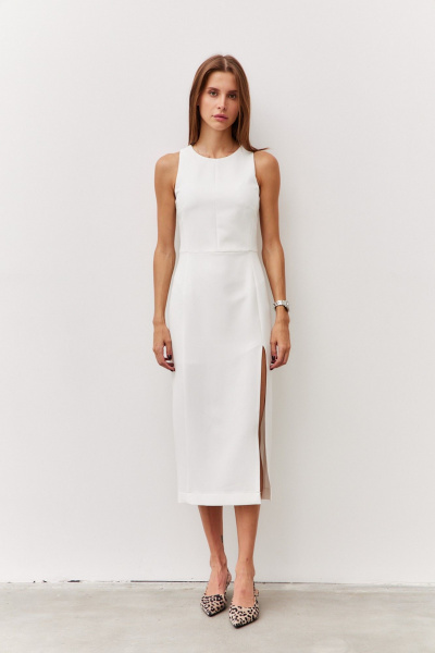Платье миди с разрезом на запах из текстиля Luitui R1091 молочный - фото 1