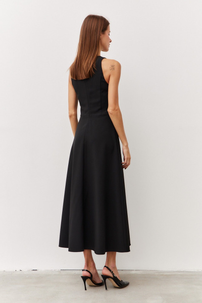 Черное платье с карманами и вырезом из текстиля Luitui R1092 черный - фото 10