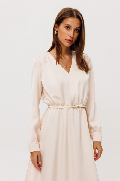 Платье на запах из атласа с драпировками и поясом THE NAME 2355 сливочный - фото 5