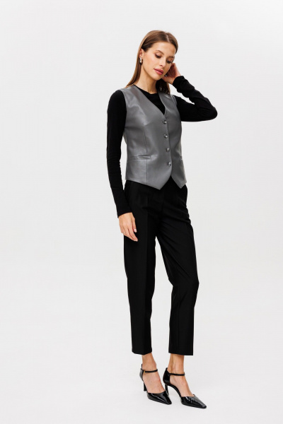 Жилет из экокожи приталенного силуэта с выточками THE NAME 2360 - фото 3