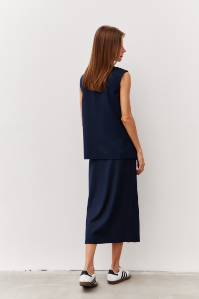 Синий жилет из костюмной ткани с пришивными кнопками Luitui R3013.5 - фото 6