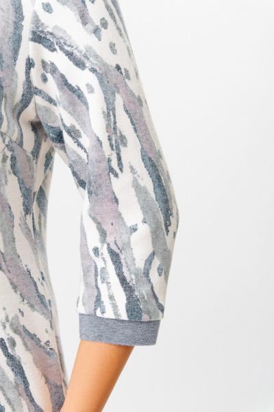 Платье из трикотажа с нагрудными вытачками и карманами Swallow 782.1 молочный/серо-голубой_принт - фото 11