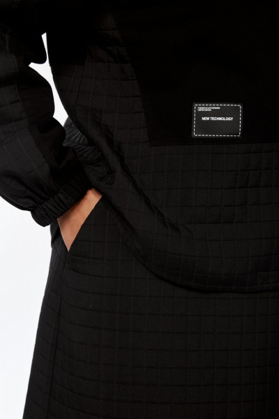 Костюм из юбки и жакета с капюшоном и эффектом стежки Jurimex 3225 - фото 5