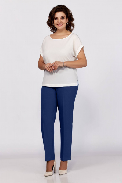 Костюм 3-ка в офисный стиль из текстиля Ольга Стиль С-867 кобальт - фото 4