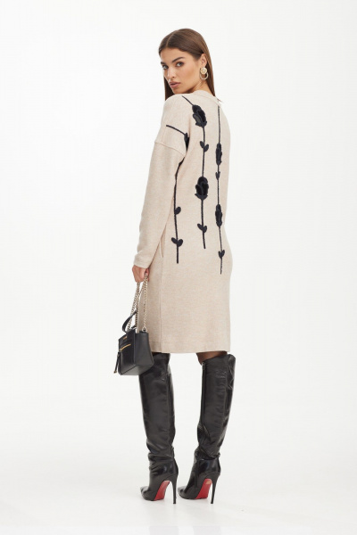 Платье из мягкого трикотажного полотна с вышивкой и карманами NiV NiV fashion 3111 - фото 7