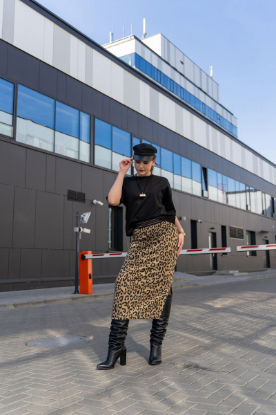 Футболка из плотного трикотажа со спущенной линией плеч Luna 190 чёрный - фото 5