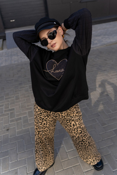 Свитшот из футерованного трикотажа с вышивкой и овальным вырезом Luna 191 чёрный - фото 10