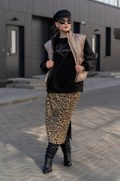 Свитшот из футерованного трикотажа с вышивкой и овальным вырезом Luna 191 чёрный - фото 6