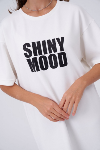 Платье-футболка из мягкого трикотажа с блестящим принтом KaVaRi 1102.1 белый - фото 3