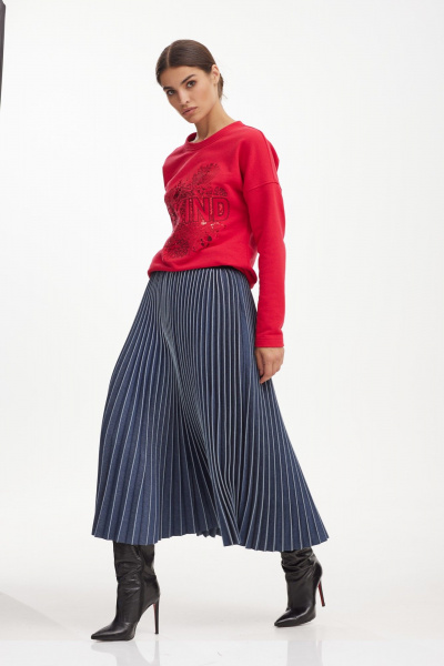 Красный свитшот свободной формы с вышивкой для повседневных образов NiV NiV fashion 3122/1 - фото 2