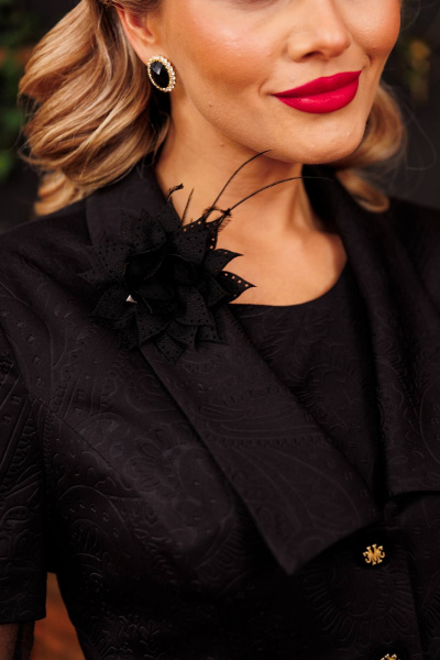 Элегантное платье с жакетом из текстиля для торжества Мода Юрс 2864 черный_огурцы - фото 3