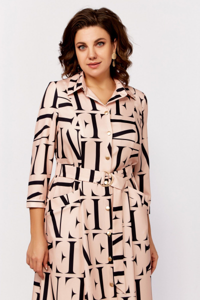 Платье приталенное с карманами и поясом из вискозы Swallow 784.3 персик+черные_буквы - фото 7