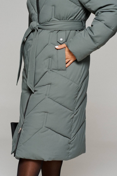 Пальто прямое, с капюшоном, застежкой на кнопки, регулировка рукава Beautiful&Free 6248 хаки - фото 3