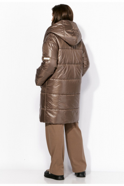 Пальто на кнопках с капюшоном, воротником-стойкой, регулируемым рукавом TAiER 1322 мокка - фото 7