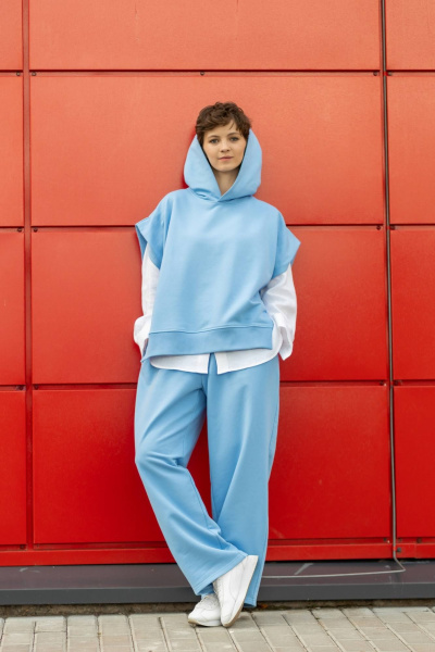 Голубой комплект жилетки и брюк из хлопка для повседневного стиля Twok 100809 голубой - фото 1