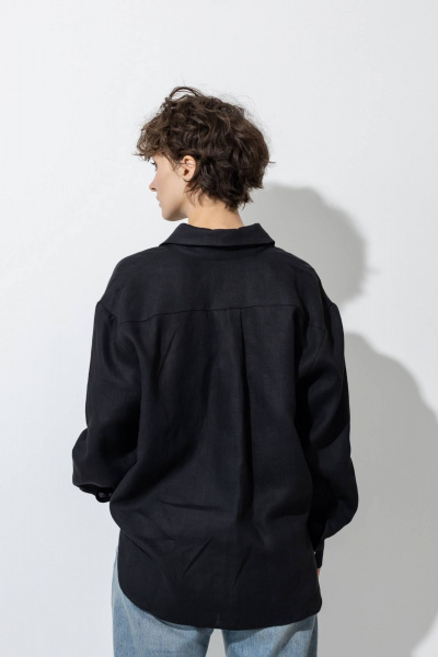 Черная льняная рубашка с закрытыми швами и закругленным низом Twok 200809 черный - фото 5