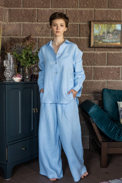 Брюки палаццо и рубашка из льна свободного кроя Twok 200811 голубой - фото 1