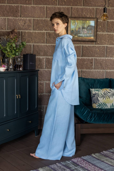 Брюки палаццо и рубашка из льна свободного кроя Twok 200811 голубой - фото 3