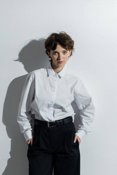 Белая базовая рубашка на пуговицах с длинным рукавом Twok 220001 белый - фото 3