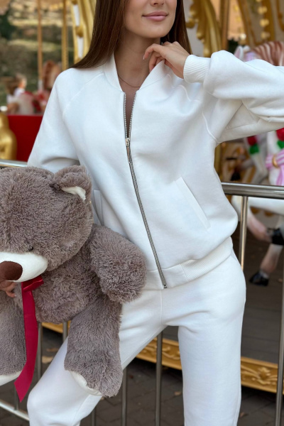 Белый костюм: бомбер и брюки из премиального футера Twok 300551 белый - фото 3