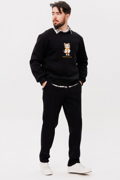 Чёрный свитшот на каждый день с цветной вышивкой и классическим кройлом GO m4091/40-02.176-182 - фото 2