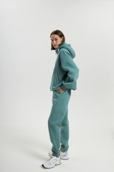 Костюм с бомбером и джоггерами из теплого футера бирюзовый Twok 300901 полынь - фото 5