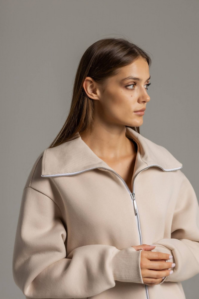 Бомбер с высокой горловиной и брюки на манжете из премиального футера Twok 300955 латте - фото 8