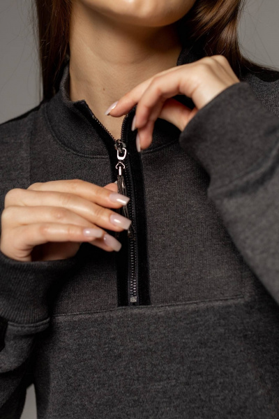 Платье с высоким воротником и металлической молнией из теплого футера Twok 400801 антрацит - фото 5