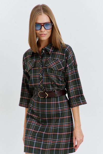 Платье из плательной ткани с отрезным поясом и карманами AG Green G540/1 зеленый - фото 7