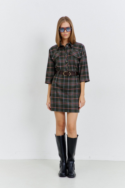 Платье из плательной ткани с отрезным поясом и карманами AG Green G540/1 зеленый - фото 6