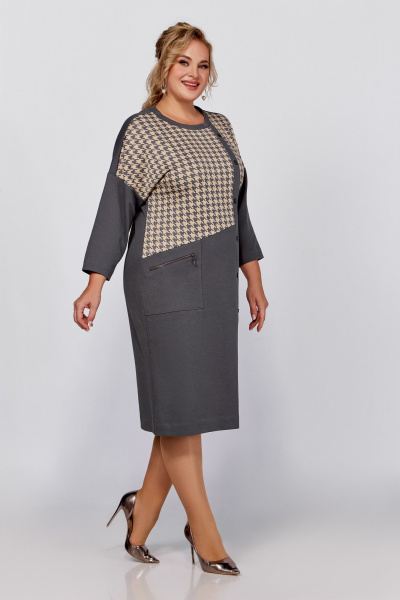 Демисезонное платье из трикотажа и хлопка с подрезами Swallow 791 светлый графит,“серо-бежевая_гусиная_лапка” - фото 9