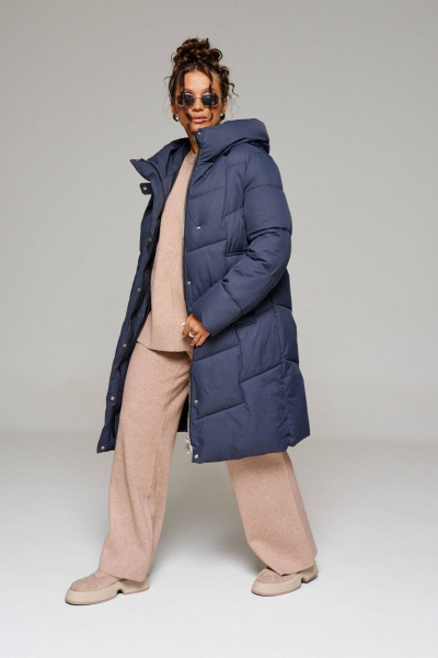 Зимнее стёганое пальто прямого силуэта из плащёвой ткани Beautiful&Free 6244 глубокий_синий - фото 6