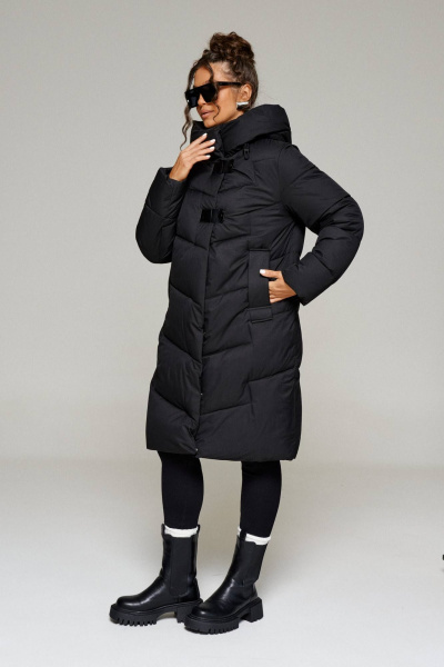 Зимнее пальто из плащёвой ткани с капюшоном и карманами Beautiful&Free 6244 черный - фото 2