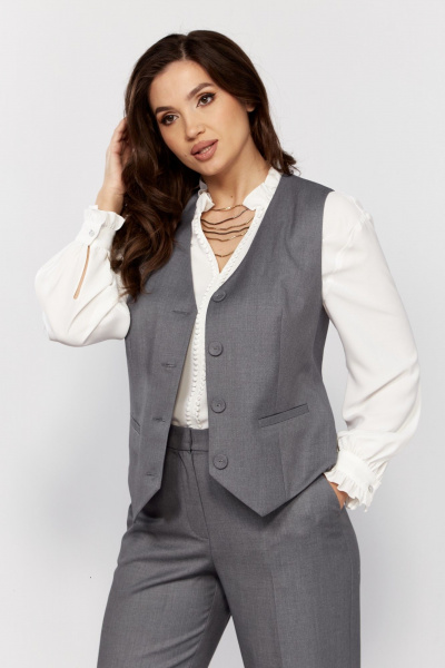 Костюм из жилета и брюк с прорезными карманами и классическим стилем MALI 724-047 серый - фото 6