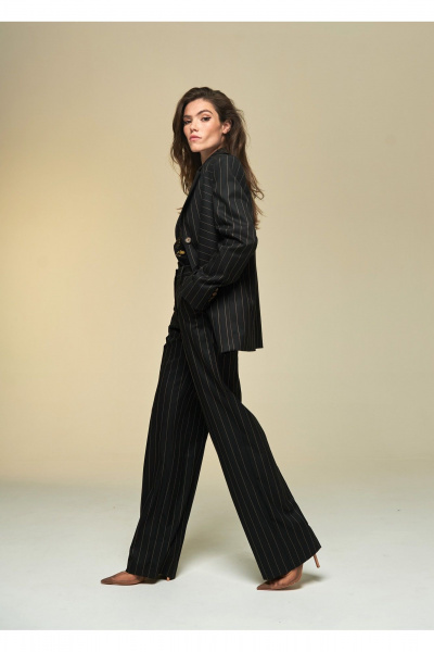 Жакет классический в стиле Old Money из полосатой ткани DEVITA 4018 черный - фото 13