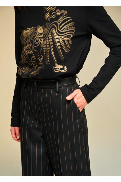 Классические брюки со стрелками из премиум-тканей DEVITA 3017 черный - фото 8