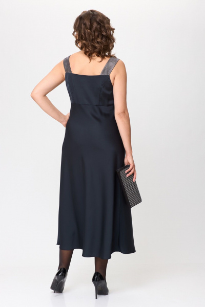 Платье приталенное за колено из атласной ткани ANASTASIA MAK 1221 черный - фото 4