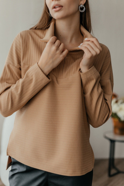 Джемпер поло из трикотажа с воротником на молнии Стильная леди М-1009 бежевый - фото 6