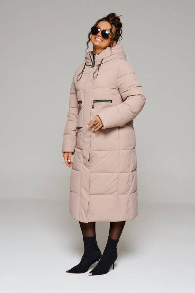 Зимнее стеганое пальто прямого силуэта из плащёвой ткани Beautiful&Free 6249 бежевый - фото 2