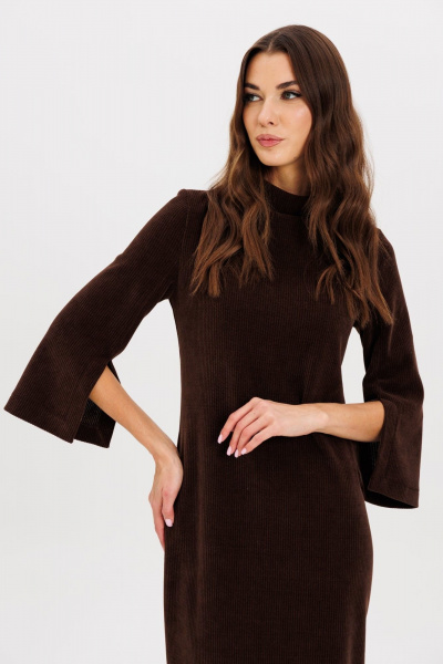 Стильное платье с поясом и разрезами из трикотажа AVEEVA 5211 шоколадный - фото 7