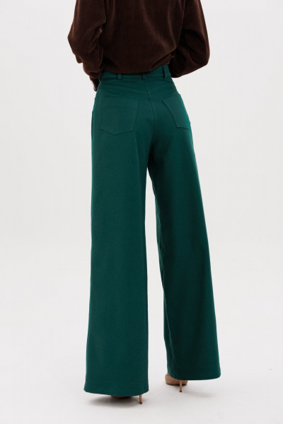 Демисезонные классические брюки из текстиля AVEEVA 5838 изумруд - фото 3