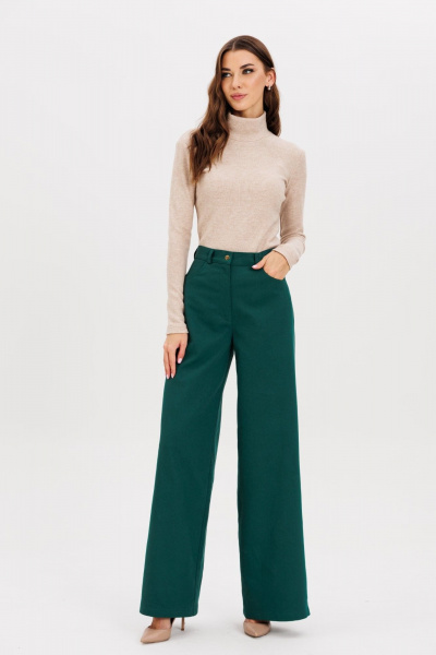 Демисезонные классические брюки из текстиля AVEEVA 5838 изумруд - фото 1