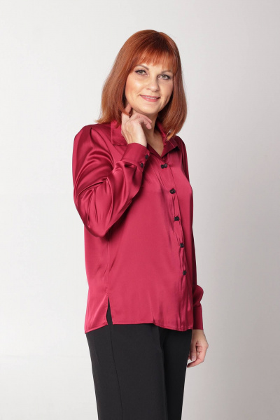 Блуза женская с воротником-рубышкой и разрезами Соджи 632 бордовый - фото 3