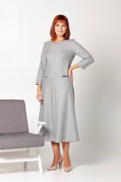 Платье с рельефами, отрезное ниже талии и клиньями Соджи 634 светло-серый - фото 4