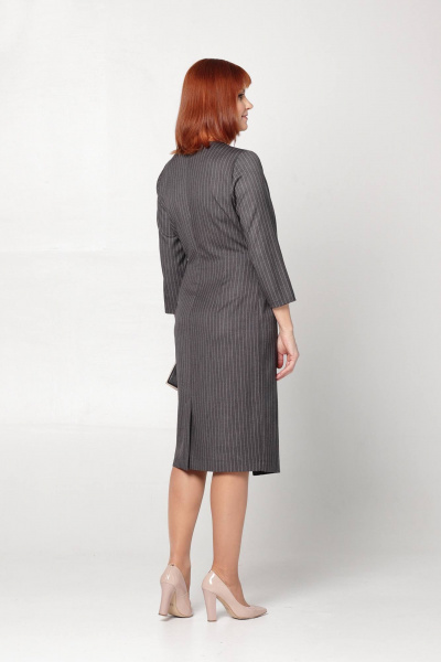 Полуприлегающее платье из текстиля с асимметричным подрезом Соджи 636 серый - фото 8