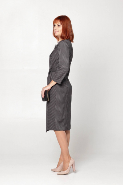 Полуприлегающее платье из текстиля с асимметричным подрезом Соджи 636 серый - фото 5